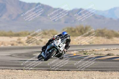 media/Dec-06-2025-CVMA (Sat) [[4a896cc04c]]/Race 8- Formula 40 MW and LW/